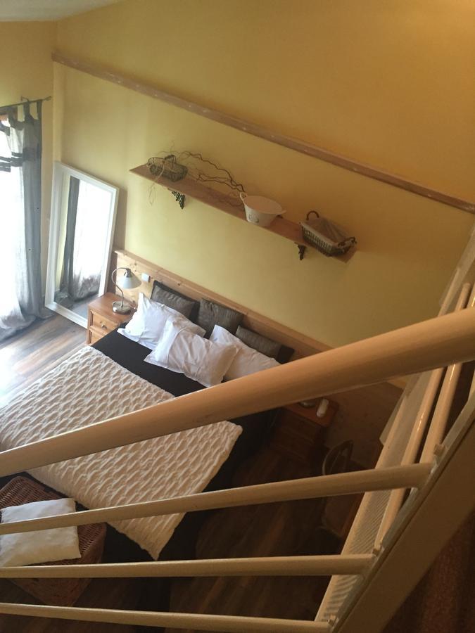 Logis Hotel La Grange Du Relais Коломбе-ле-дёз-Эглиз Экстерьер фото
